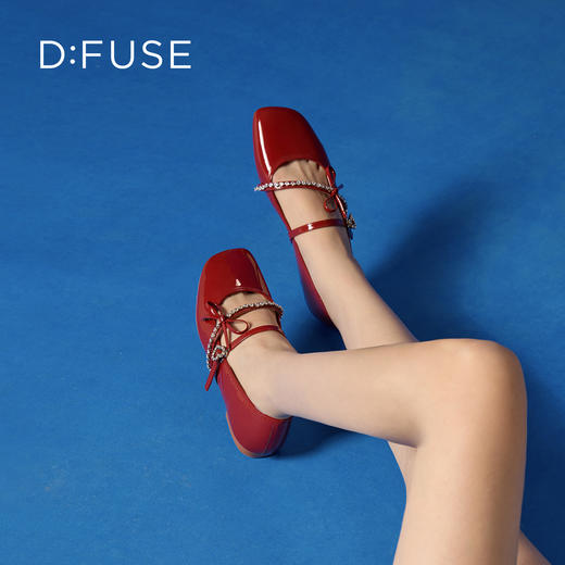 Dfuse迪芙斯2026春季新款斜方头钻链亮面漆皮玛丽珍单鞋平跟鞋女鞋DFE1111017 商品图1
