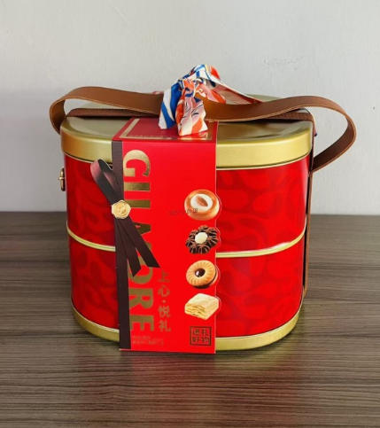 超友味上心悦礼综合饼干糖果礼盒 商品图0