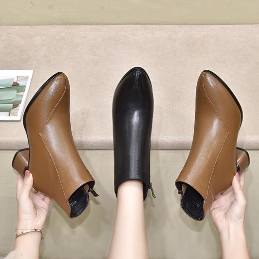 小短靴女尖头中跟新款粗跟百搭及踝靴皮鞋春秋单靴真皮马丁靴 商品图0