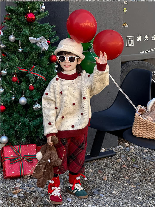 【亲肤柔软舒适❗️充满温馨仪式感】一起玩亲子装母子母女一家三口毛衣男女儿童圣诞立体毛球套头毛衣。jc 商品图2