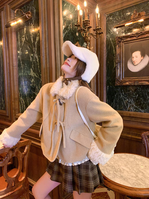 <曾小咸推荐>现货秒杀 ！微信超特价！韩系牛角扣毛呢外套 日常359.99 立减210 秒杀149.99！！ 商品图13