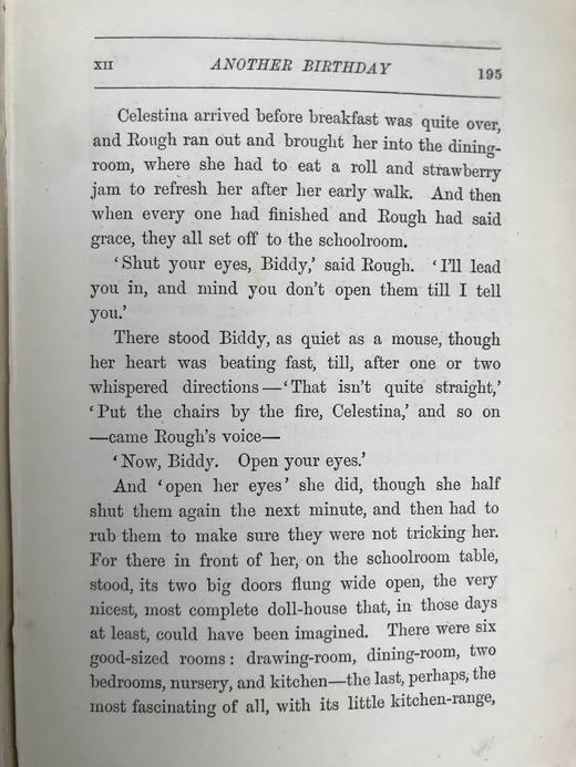 1889年 莫尔斯沃思夫人《教区牧师的孩子们》 沃尔特克兰7幅插图 漆布精装32开 商品图12
