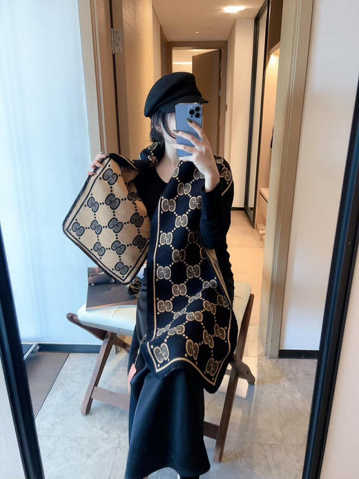 秋冬特惠💰150 古驰围巾 装饰超大造型设计GG图案 商品图1