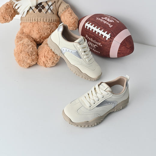 经典鲨2026年春专柜新款潮流拼色平底舒适跑步休闲德训鞋女KW326-617061 商品图4