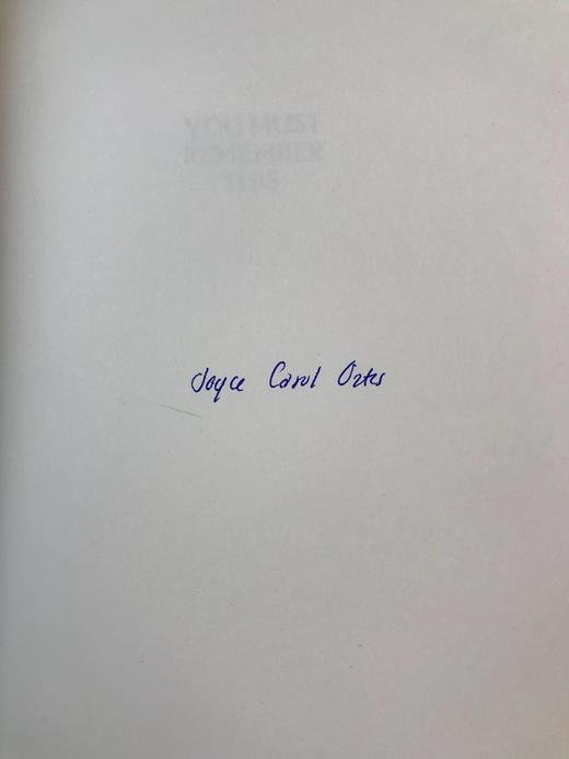 签名首版！乔伊斯・卡罗尔・欧茨《你必须记住这个》配插图 富兰克林图书馆豪华皮装本 商品图2