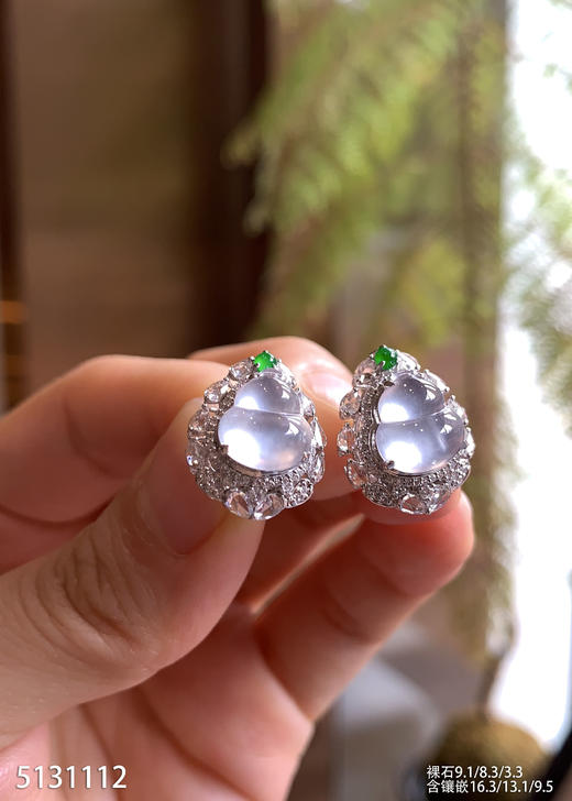 5131112，葫芦耳钉。具体价格微信咨询 商品图0