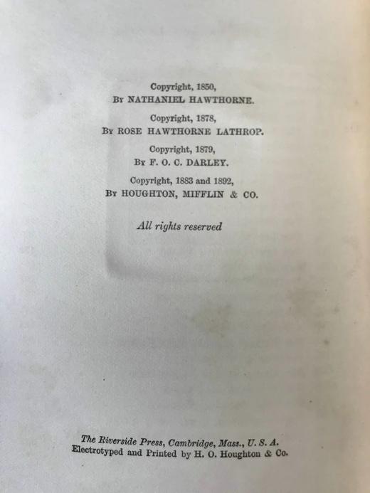 1892年 霍桑《红字》 12幅插图 布面精装32开 商品图3