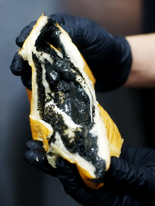 黑芝麻流心小吐司~ 04月17日制作发出 商品图0