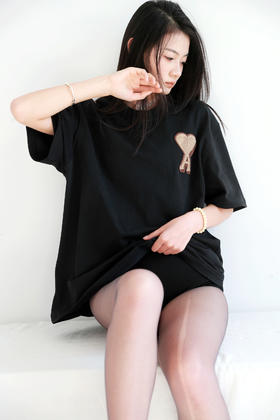 贴布毛巾绣花tee，巨好穿的基础款。宽松设计圆领全棉t恤E011058