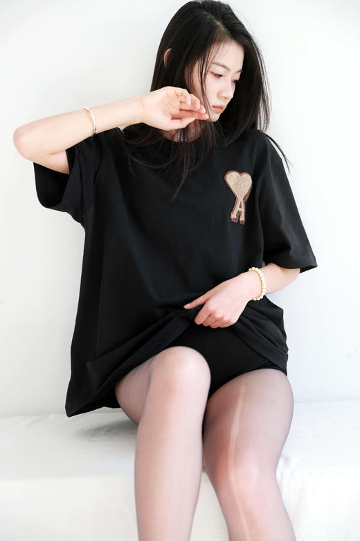 贴布毛巾绣花tee，巨好穿的基础款。宽松设计圆领全棉t恤E011058 商品图0