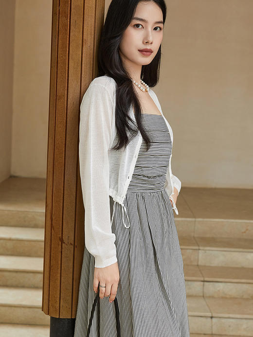 条纹吊带连衣裙 + 防晒开衫两件套女 2026 春夏新款 V 领抽绳短款罩衫 显瘦遮肉长裙 商品图0