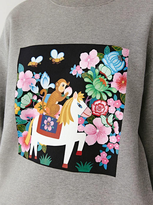 小禾“马上封侯”圆领毛圈棉卫衣 商品图3