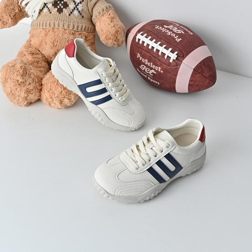 经典鲨2026年春季专柜新品牛皮革潮流拼色跑步休闲德训鞋女KW313-617031 商品图1