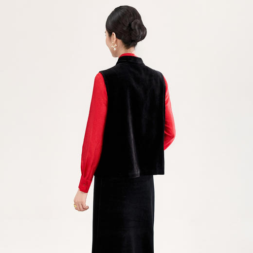 「高货wl」全新升级【铂金会员422/天猫569/差价147】(73606)洛诗琳新中式真丝丝绒马甲2026春季重工刺绣斜襟国风上衣 商品图2