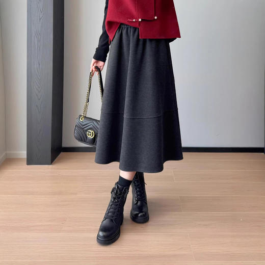 巨洋气羊毛半裙！超显瘦垂顺有型设计感花苞A型羊毛毛呢半裙25秋冬款！ 商品图0