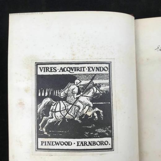 含一枚非常漂亮藏书票工坊特装本！约20世纪早期 盖斯凯尔夫人《克兰福德》 著名女艺术家伊夫林·保罗24幅彩色插图 全真皮精装32开 商品图2