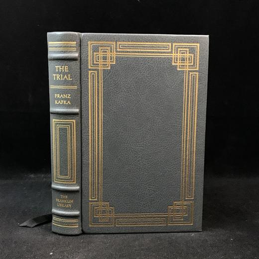 限量版！弗兰兹・卡夫卡《审判》 配插图 富兰克林图书馆豪华皮装本 商品图0