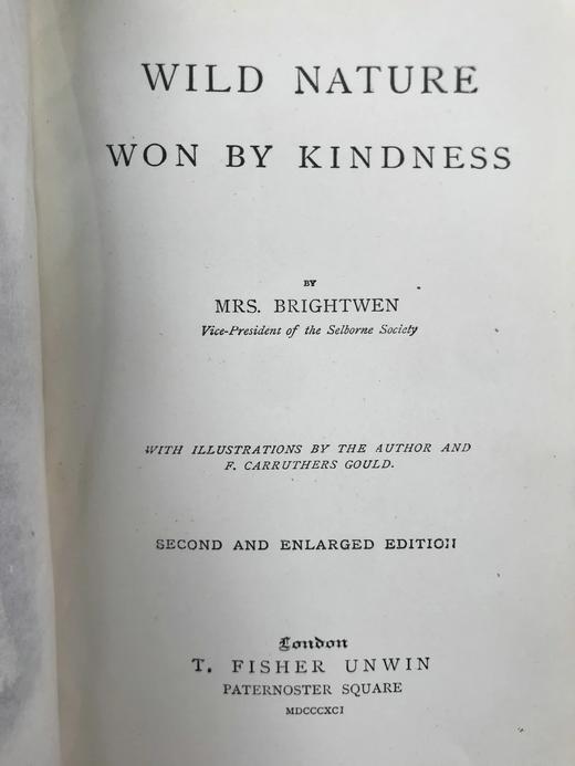 1891年 布莱特温夫人《以善意赢得的野生自然》 17幅插图 真皮精装36开 商品图3
