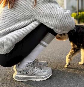 老米优品🎈春节不打烊！跑步鞋中的法拉利 ~情侣款👟《德国品牌ONKE内增高爆米花运动鞋》百元级宝藏！轻到起飞，跑步像踩弹簧，轻便透气运动鞋，防滑内增高设计，日常穿搭必备！~  