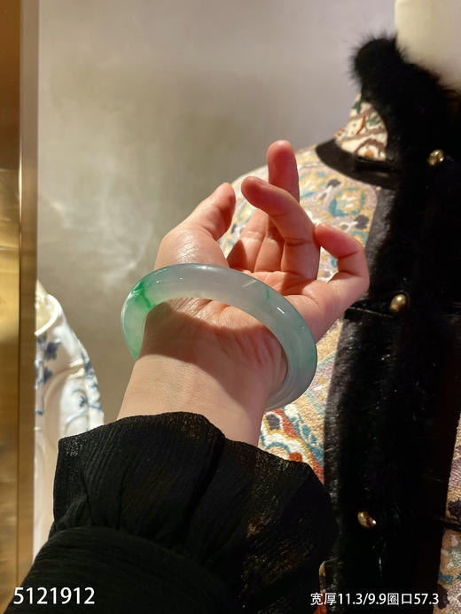 5121912，手镯，圈口57.3。具体价格微信咨询 商品图7