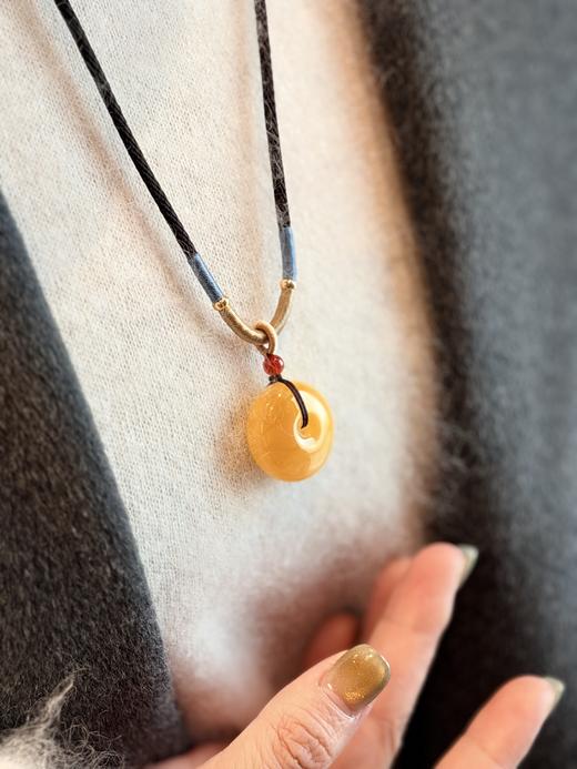 时光的礼物——高品质原创能&L亮 珠宝蜜蜡专场！天燃蜜蜡高货闭眼入，正源俄料、乌料｜白花蜜、金绞蜜、鸡油红一网打尽！亿万年凝华，戴在身上就是和好云打交道～ 商品图8