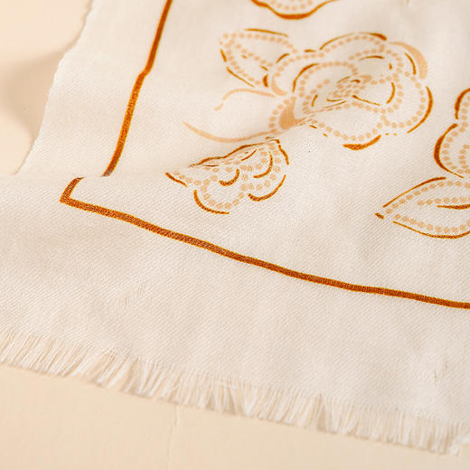 【纯山羊绒‘戒指绒’围巾】顶奢戒指绒！2米大规格 羊毛6-8倍保暖 暖、轻、薄、软 四季可戴、工厂直供（599元、再送礼盒礼袋） 商品图4