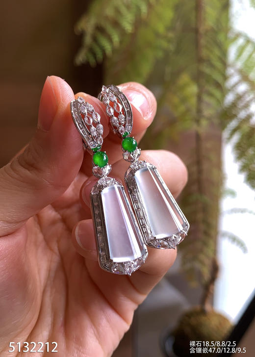 5132212，无事牌耳坠。具体价格微信咨询 商品图3