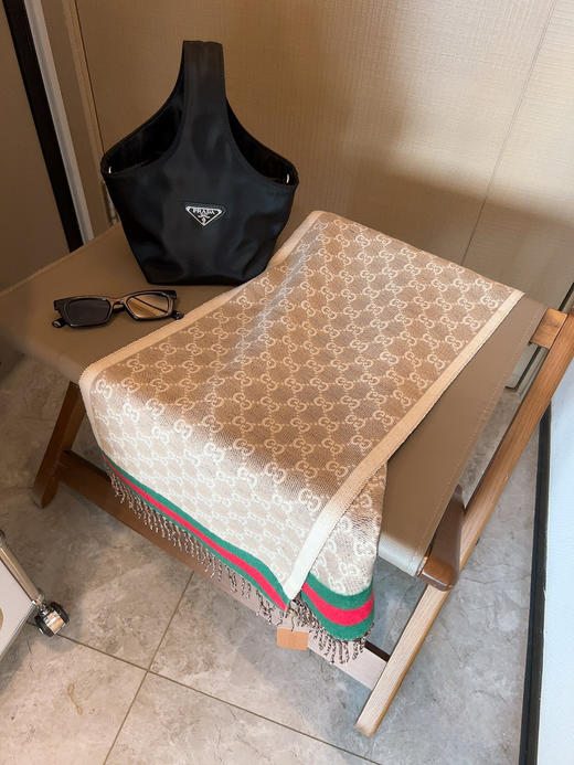 秋冬特惠💰150 古驰围巾 如此火爆!!就喜欢这种GG腔调！ 商品图6