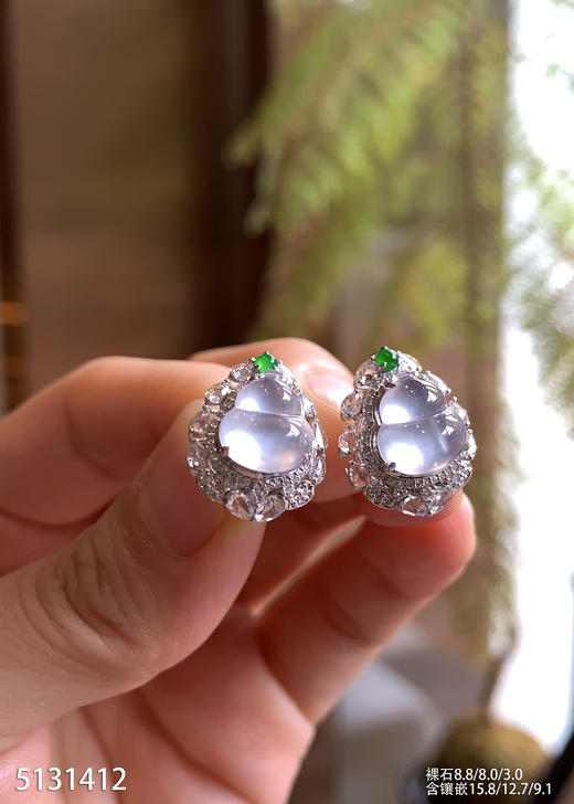 5131412，葫芦耳钉。具体价格微信咨询 商品图2