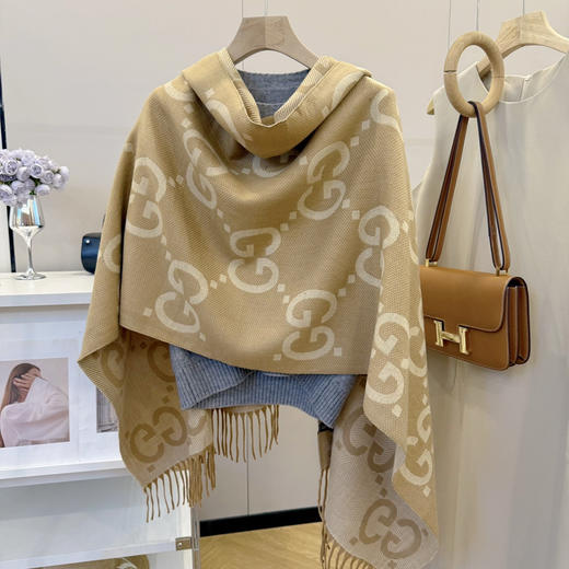 秋冬特惠💰150 古驰围巾 上新！秋冬男女同款，高端羊绒针织围巾 商品图1