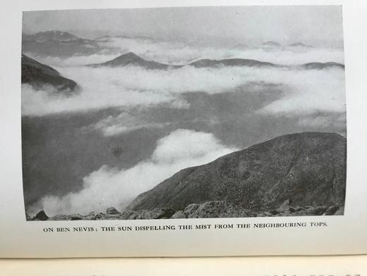 1920年 西顿·戈登《丘陵与峡谷之地：艾奥纳岛与内赫布里底群岛的野生动物》 57幅照片插图 漆布精装18开 商品图9