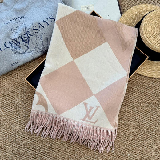 秋冬特惠💰150 LV围巾 上新！秋冬男女同款，高端羊绒针织围巾 商品图3
