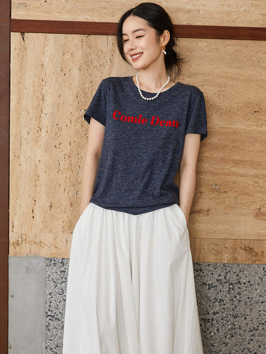 藏蓝色字母印花短袖 T 恤女 夏季简约圆领修身显瘦休闲百搭基础款上衣 商品图1