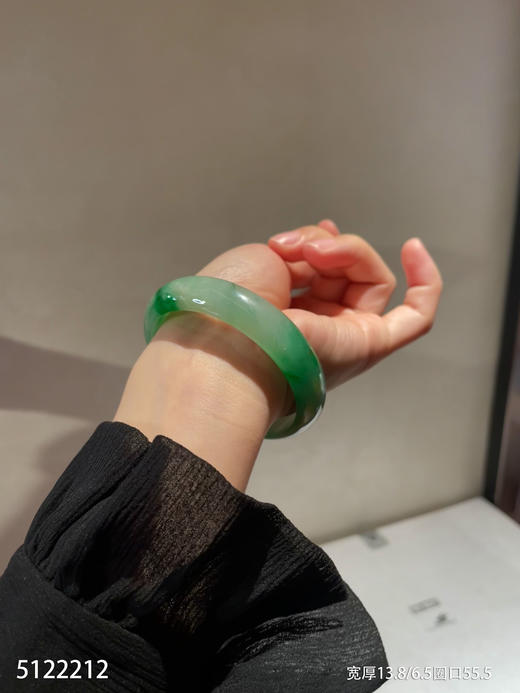 5122212，手镯，圈口55.5。具体价格微信咨询 商品图7