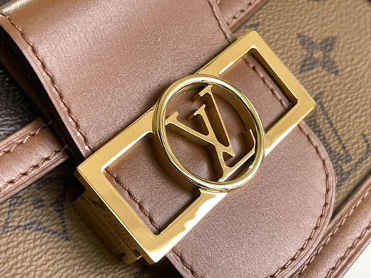 秋冬特惠💰1500 渠道级LV 达芙妮小号【te级LV 全钢五金 原厂皮】M44580黄花 商品图3