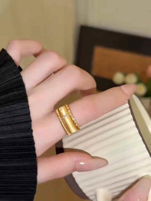 【官价7-8折】meini佛罗伦萨高级定制工坊-【皇家锦缎系列】 戒指 耳钉 项链 黄金 天然钻石 商品图2