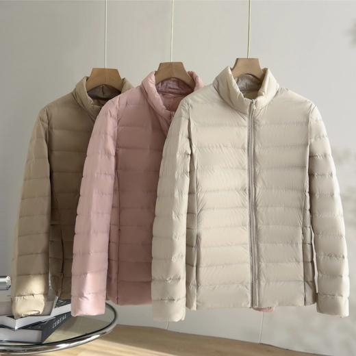 「自」全新升级【铂金会员293/天猫389/差价96】(15519)洛诗琳轻薄排骨羽绒服2025冬季新款立领显瘦休闲保暖外套女 商品图0