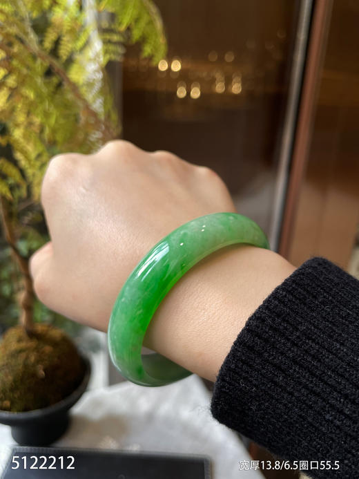 5122212，手镯，圈口55.5。具体价格微信咨询 商品图3