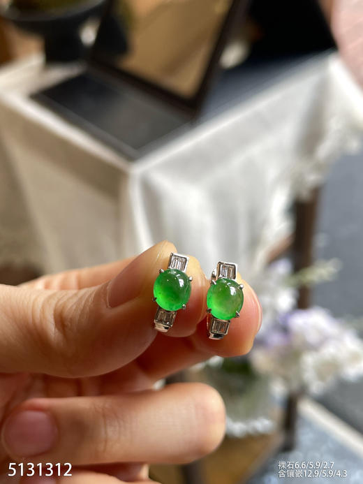 5131312，蛋面耳钉。具体价格微信咨询 商品图2