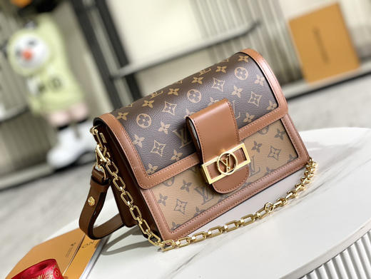 秋冬特惠💰1630 渠道级LV 达芙妮大号【te级LV 全钢五金 原厂皮】M44391黄花 商品图0