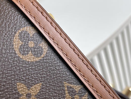 秋冬特惠💰1500 渠道级LV 达芙妮小号【te级LV 全钢五金 原厂皮】M44580黄花 商品图4