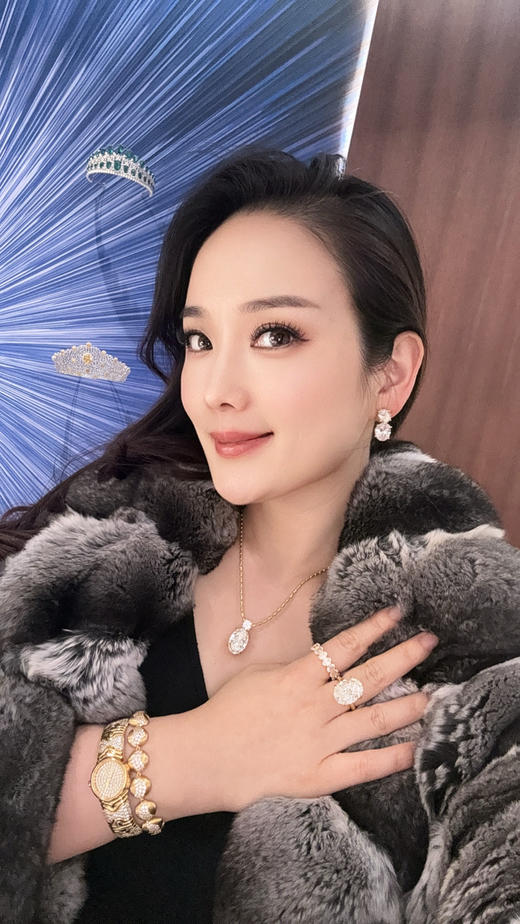 GAONAS 时尚臻奢贵气金色蛋形项链11857XGO 商品图3