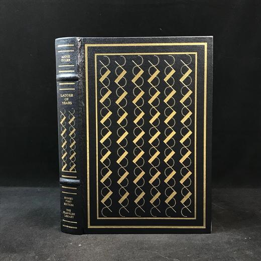 签名首版！安妮・泰勒《岁月的阶梯》 富兰克林图书馆豪华皮装本 商品图0