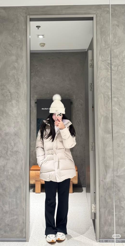 一店d 𝐤𝐨𝐥𝐨𝐧中长款小蛮腰羽绒服
𝟐𝟓新品❗️刚刚发售没多久就火得一塌糊涂 商品图1