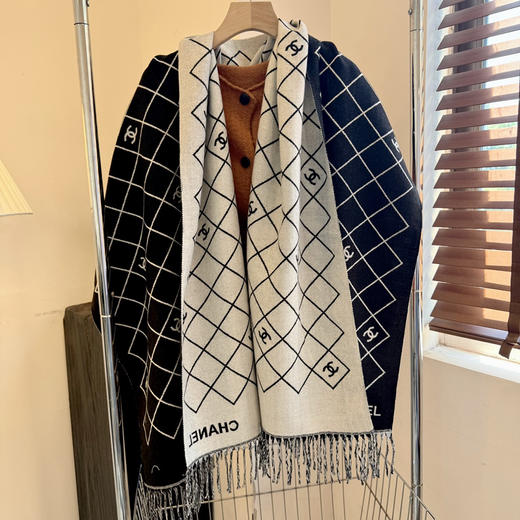 秋冬特惠💰150 香奈儿围巾 上新！秋冬男女同款，高端羊绒针织围巾 商品图6