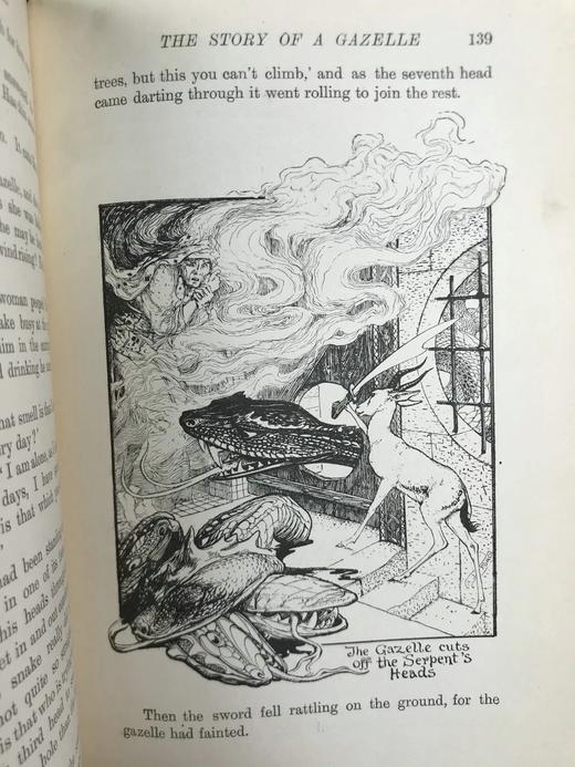 1902年 安德鲁·朗格《紫罗兰童话书》 多幅彩色与大量黑白插图 漆布精装32开 商品图12