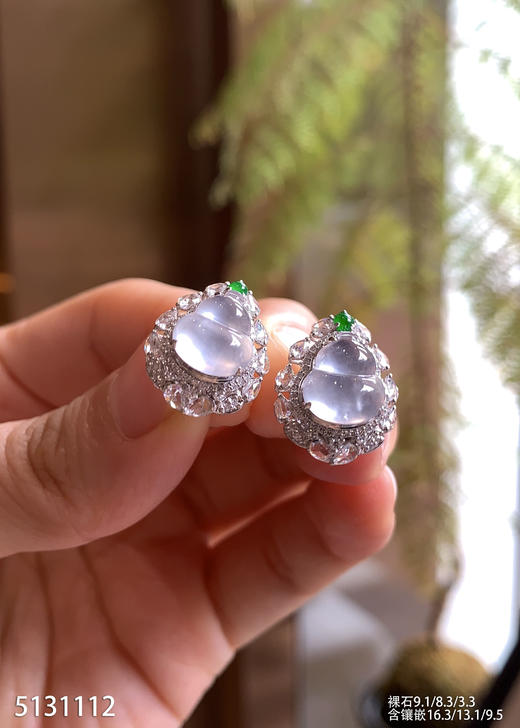 5131112，葫芦耳钉。具体价格微信咨询 商品图1