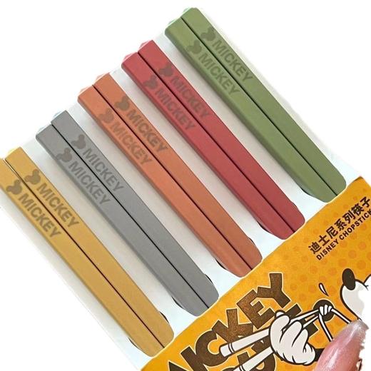 【升级材质  抗菌防霉卡通筷子】Disney迪士尼卡通筷子 高颜值防霉一人一筷 家用五色分餐高奢筷子 商品图4