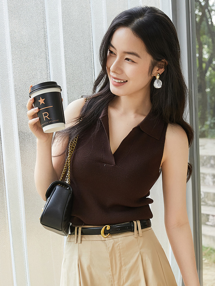 深棕色 polo 领无袖针织背心女 夏季修身显瘦翻领 V 领内搭外穿无袖上衣