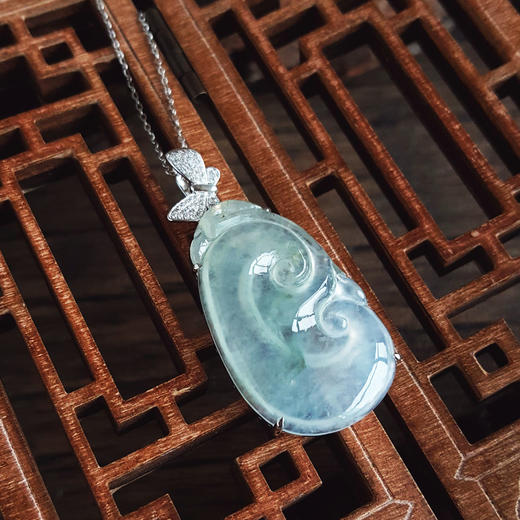 【天然正品】A货翡翠AU750白金镶钻镶天然冰种飘花如意造型翡翠（吉祥、平安）吊坠项链41.3*19.6*5.9MM（皆取最大值）281225NJS22 商品图7